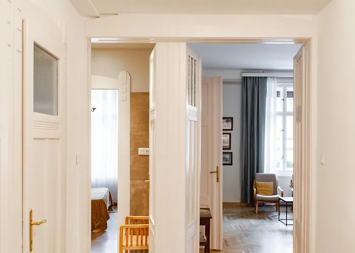 Spacious Family Along River Side, In The Heart Of Buda Daire *