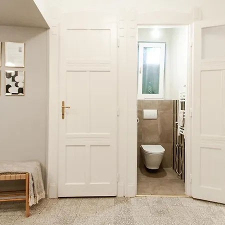 Appartement Spacious Family Along River Side, In The Heart Of Buda Budapest